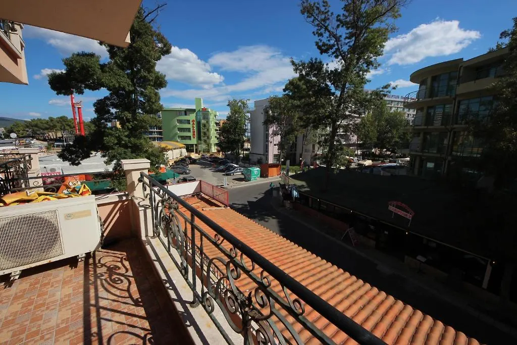 Menada Villa Bonita Apartments Sunny Beach Bulgária